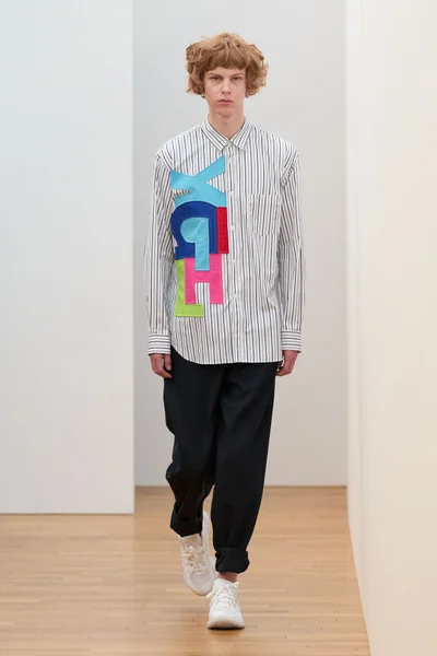 Look 4